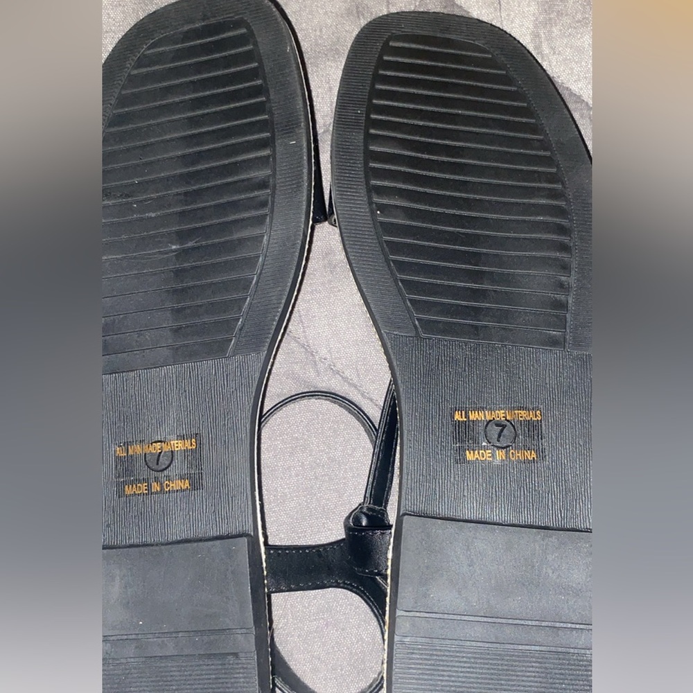 Women’s Rhinestone Sandals - Picture 3 of 4